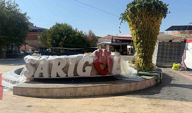 Dev üzüm salkımı festivale damga vurdu