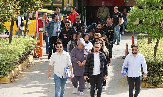 Devre mülk dolandırıcılığı ile 1 milyon 800 bin TL elde eden 7 şüpheli yakalandı