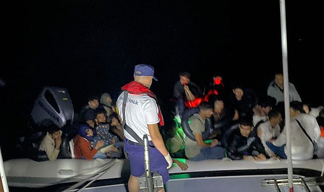 Didim'de geri itilen 71 düzensiz göçmen kurtarıldı