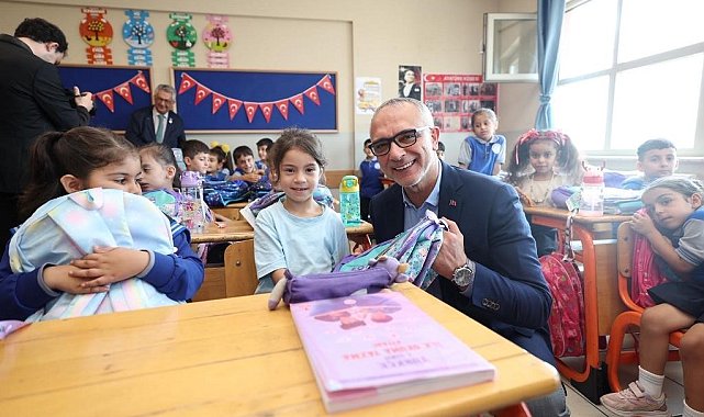 Dilovası'nda 1. sınıf öğrencilerine çanta ve kırtasiye desteği