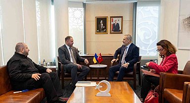 Dışişleri Bakanı Fidan, Ukrayna Devlet Başkanlığı Ofisi Başkanı Yermak ile bir araya geldi