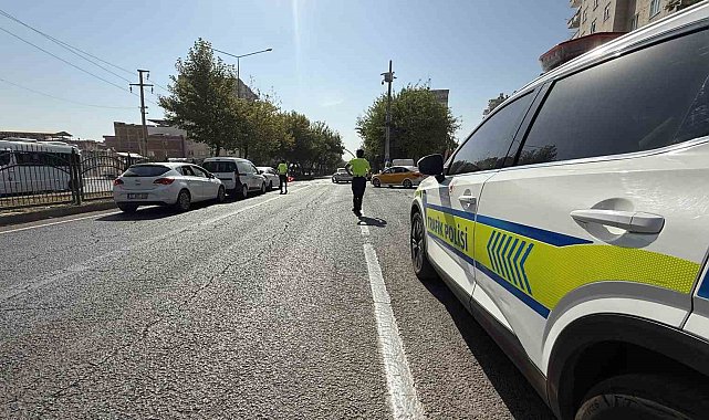 Diyarbakır'da 5 araçlı zincirleme trafik kazası