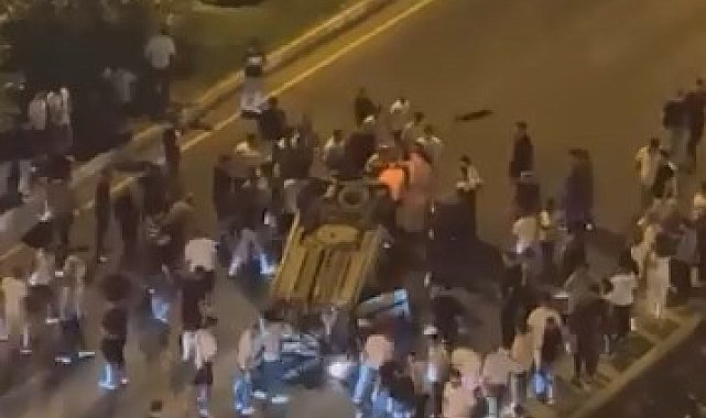 Diyarbakır'da araçların çarpıştığı kazada otomobil ters döndü: 3 yaralı