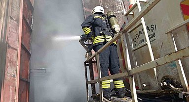 Diyarbakır'da depo yangını