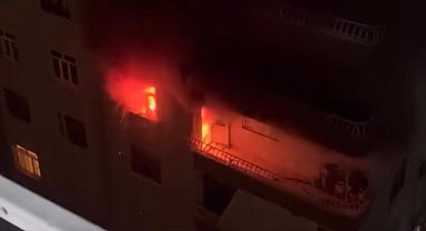 Diyarbakır'da gece saatlerinde 2 ev yangını