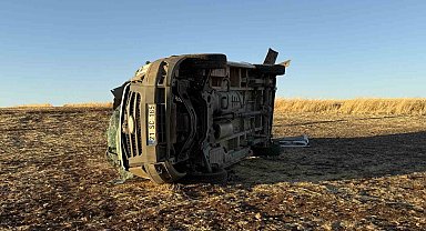 Diyarbakır'da öğrenci servisi ile otomobil çarpıştı: 9 yaralı