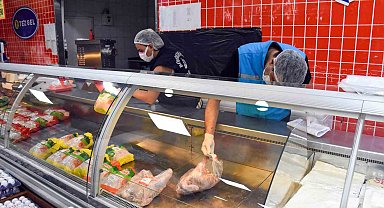 Diyarbakır'da yaklaşık 1 ton sağlıksız ürün imha edildi