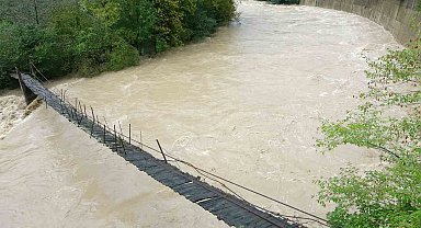 Doğu Karadeniz'de son 1 günde en fazla yağış 303 kg ile Giresun'un Çanakçı ilçesine düştü