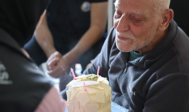 Doğum gününde en büyük hediye, hissettiği aile sıcaklığı oldu