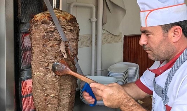Döner ustası evinde asılı halde bulundu