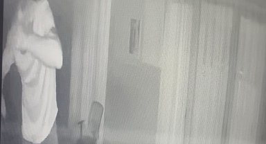 Düğün salonunda film gibi hırsızlık