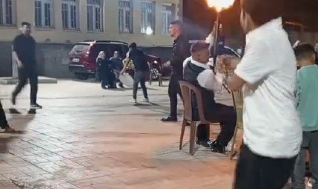 Düğünde havaya ateş açılan anlar kamerada