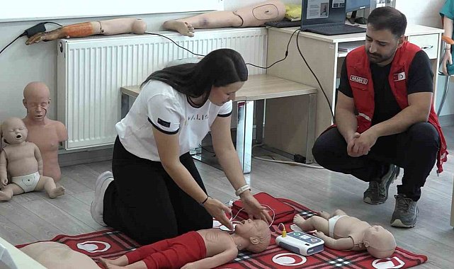 Dünya İlk Yardım Günü'nde tema 'iklim değişikliği'