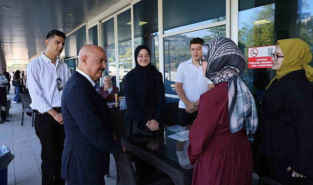 Düzce Üniversitesi'nde 2025-2026 akademik yılı başladı