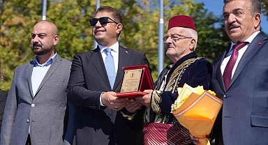 Düzce'de 25 yıldır pazarcılık yapan Geçgel, yılın Ahisi seçildi