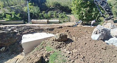 Düzce'de dere yatakları kutu menfezlerle güvenli hale getiriliyor