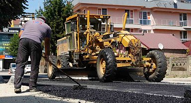 Düzce'de kaldırımlar yenileniyor