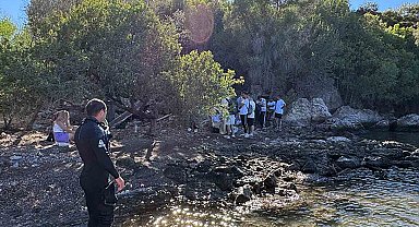 Düzensiz göçmenleri Cennet Adası'na bırakıp gittiler