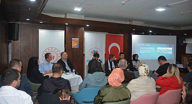 Edebiyat etkinliğine "İlk Dersim Filistin"li açılış