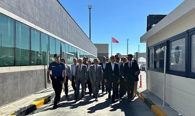 Edirne Valisi Sezer'den İpsala Gümrüğü'ne ziyaret