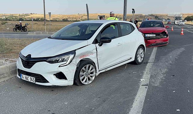 Edirne'de otomobiller çarpıştı: 1 yaralı