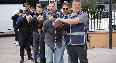 Edirne'de şehit ailesini dolandıran 11 şüpheli hâkim karşısında