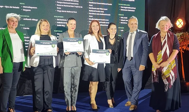 Efes Tarlası Yaşam Köyü Fransa'da ödüle layık görüldü