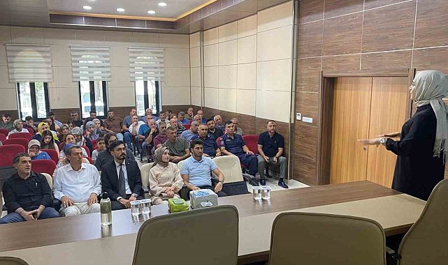Elazığ'da 'Aşı Karşıtlığı' konulu konferans