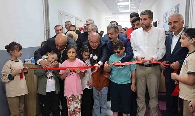 Elazığ'da 'Özel Sınıf' düzenlenen törenle açıldı