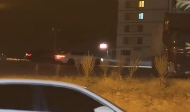 Elazığ'da drift atan araç kameralara yansıdı