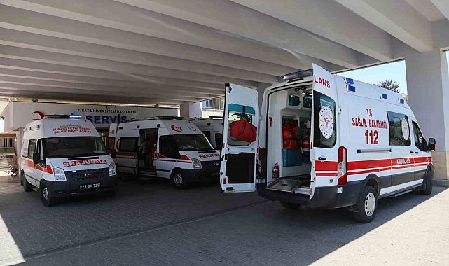 Elazığ'da iskele çöktü: 2 yaralı