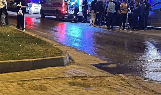 Elazığ'da motosiklet yayaya çarptı: 2 yaralı