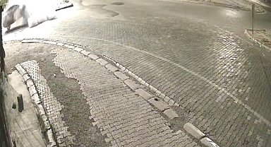 Elazığ'da trafik kazaları kameralara yansıdı