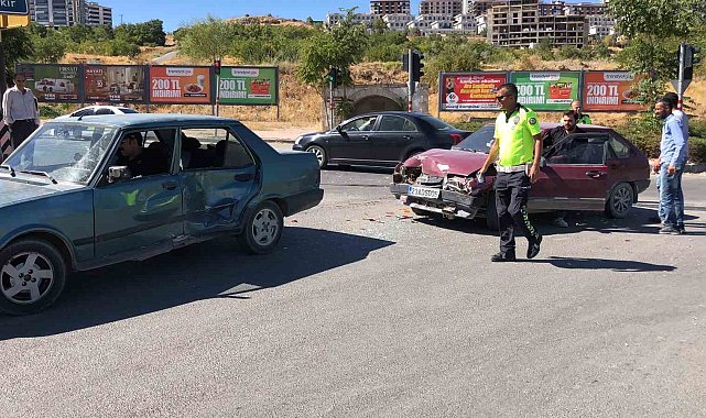 Elazığ'da trafik kazası: 1 yaralı