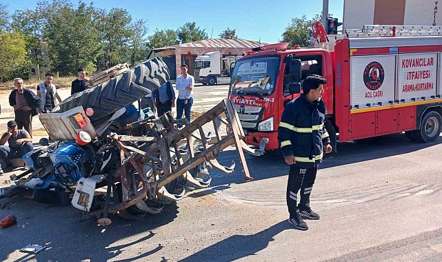 Elazığ'da traktör devrildi: 2 yaralı