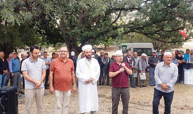 Emet Bahatlar köyünde 100 yıllık gelenek: Güz hayrı ve helalleşme etkinliği