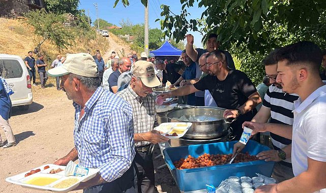 Emet'te asırlık geleneksel "Hayır Yemeği" düzenlendi