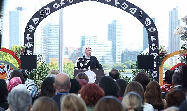 Emine Erdoğan, New York'ta "Anadoludakiler: Kapıların Ardındaki Hazineler" programında konuştu
