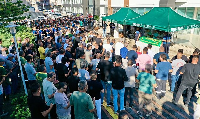 Erdemli Belediyesi'nin acı günü: Vefat eden personel için tören düzenlendi