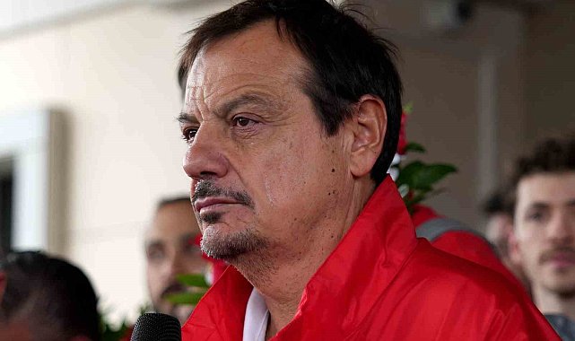Ergin Ataman: "Bir gün bu takım Avrupa şampiyonu da olacak"