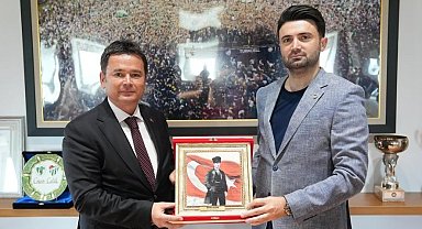 Erkan Aydın'dan Bursaspor'a moral ziyareti