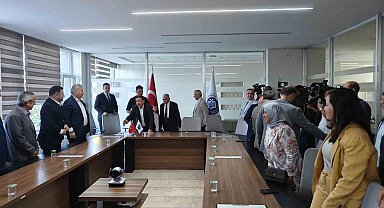 ERÜ'de hem açılış hem protokol töreni