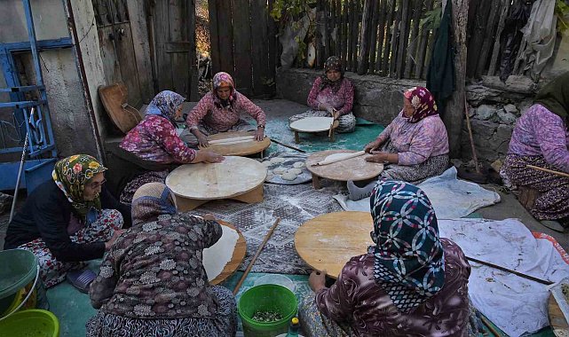 Erzincan'da paranın geçmediği gelenek devam ediyor