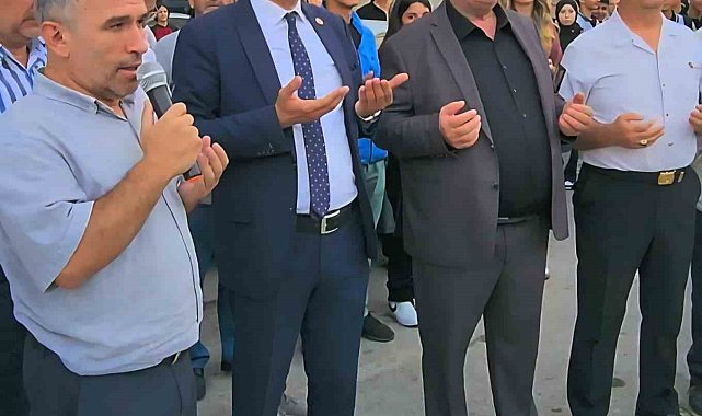 Esenköy'de geleneksel öğrenci uğurlaması
