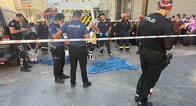 Esenyurt'ta servis minibüsü anne oğlu ezdi