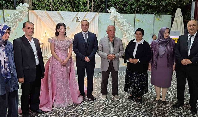 Eski TBMM Başkanı Çiçek'in esprili çıkışı geceye damga vurdu: "Meclis Başkanı racon keser, kurdele kesmez"