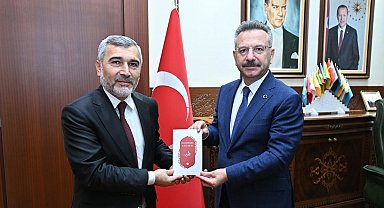 Eskişehir Valisi Hüseyin Aksoy, müftülük heyetini makamında kabul etti