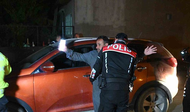 Eskişehir'de 51 polis ile yapılan denetimde 395 şahıs ve 157 araç sorgulandı