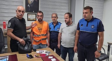Ev almak için biriktirdiği altın ve parayı parkta unuttu