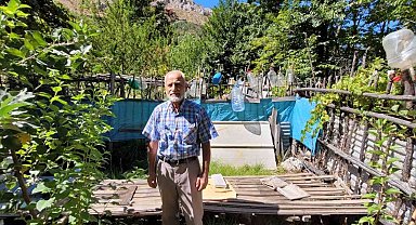 Ev ve bahçelere dadanan ayıları yetkililere şikâyet etti